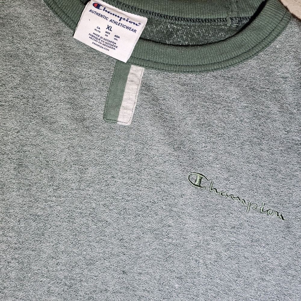 Mens XL Champion Sweatshirt Sweater Green Embroidered Logo Chest + Sleeve Crew - Picture 3 of 6